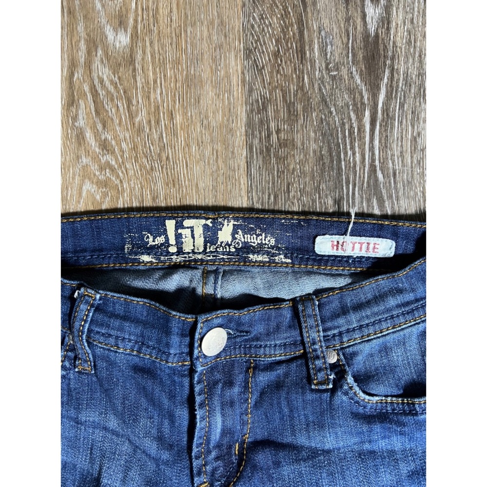 IT‎ Jeans Hottie Flare Jeans Womens 26 Blue Excellent Dark Wash Wide Leg Stretch - Picture 2 of 9
